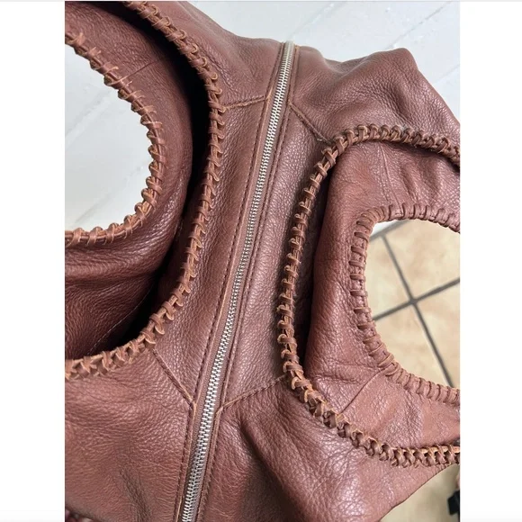 Vintage BANANA REPUBLIC Genuine Leather Bag in Brown - Great Condition! - Picture 5 of 11